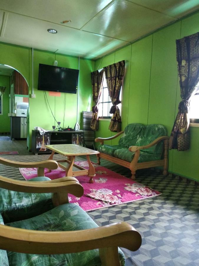 Almeera Homestay kundasang Bagian luar foto